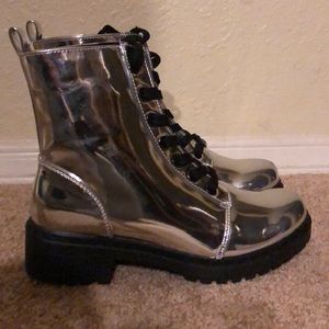 Lace up metallic boots